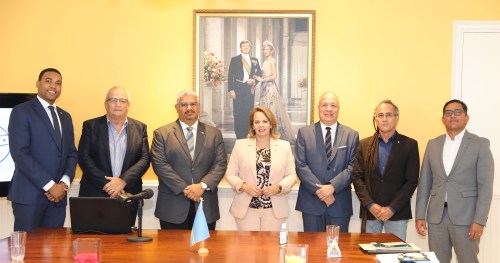 Historische eenheid tussen Arubaanse politieke partijen