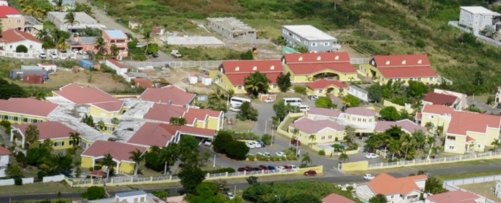 14 Verpleegkundigen van enige verzorgingstehuis Sint-Maarten in quarantaine