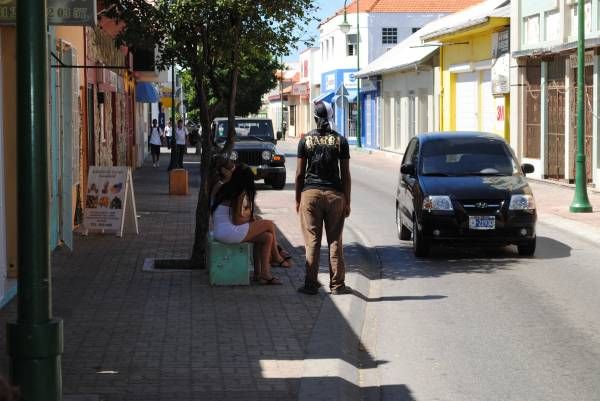 Wever-Croes: ’Aruba kan rekeningen niet meer betalen’