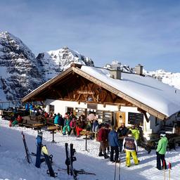 Oostenrijks wintersportseizoen gaat door, maar zonder après-ski