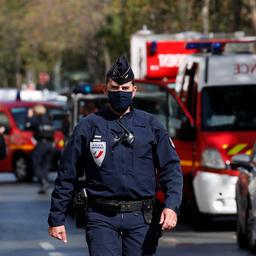 Vier gewonden door steekpartij bij voormalig kantoor van Charlie Hebdo