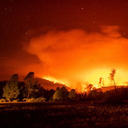Bosbrand in Californië bereikt historische omvang van gigabrand