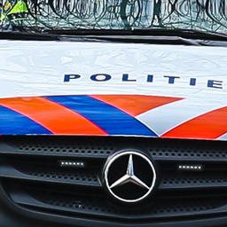 Dode en zwaargewonde na beschieting auto overdag in Ridderkerk