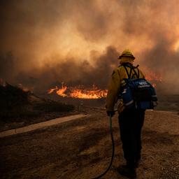 Evacuatie in Californië vanwege natuurbrand, 60.000 mensen moeten huis uit