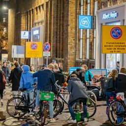 Geen extra coronamaatregelen na sluitingstijd horeca Amsterdam en Den Haag