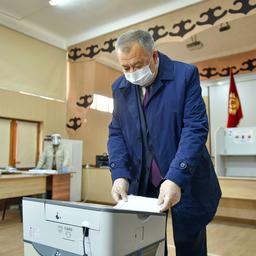 Kirgizische premier stapt op in navolging van schrappen verkiezingsuitslag
