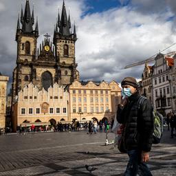 Lockdown en vergaande mondkapjesplicht in Tsjechië in strijd tegen coronavirus