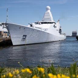 Nederlands marineschip onderschept ruim 2.000 kilo drugs in Caribisch gebied