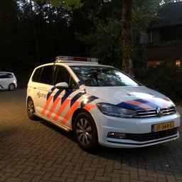 ‘Onrust in Haagse wijk Duindorp, groepen jongeren stichten brandjes’
