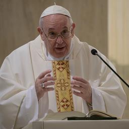 Paus pleit voor geregistreerd partnerschap voor homoseksuelen