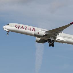 Qatar vervolgt vliegpersoneel na gedwongen inwendig onderzoek passagiers