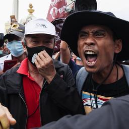 Thaise regering kondigt noodverordening af om protesten te onderdrukken