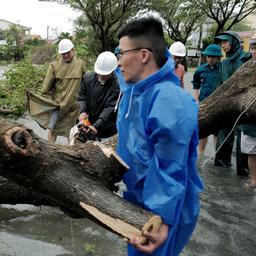 Tientallen doden en vermisten door sterke tyfoon in Vietnam