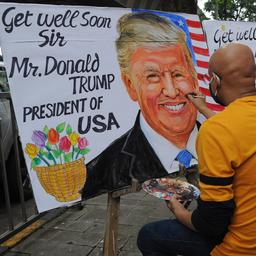 Verkiezingsupdate: Zet Trump zijn coronabesmetting in scène?