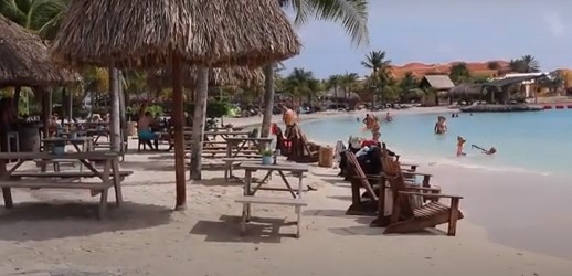 Video | Toeristen op Curaçao: ‘het is hier veiliger dan in Nederland’