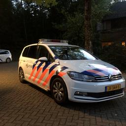 Agent gewond bij beëindigen illegaal feest in Eindhoven