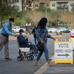 Eerste stembureaus aan oostkust VS geopend voor presidentsverkiezingen
