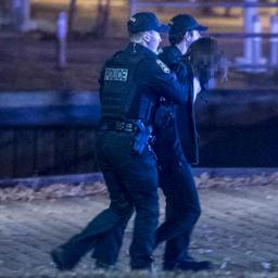 Man in ‘middeleeuwse kleding’ steekt twee mensen dood in Quebec