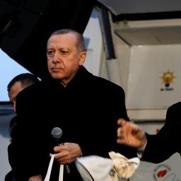 ‘Turkse minister van Financiën en schoonzoon van Erdogan treedt af’