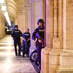 In beeld | Wenen opgeschrikt door een terroristische aanslag
