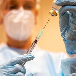 Huisartsen hebben twijfels over logistiek Pfizer-vaccin vanaf 4 januari