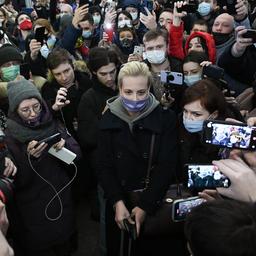 Honderden pro-Navalny-betogers opgepakt in Rusland, ook zijn vrouw zit vast