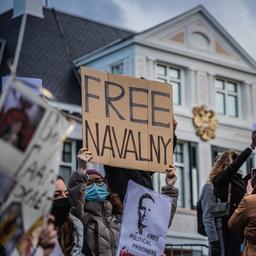 Navalny verliest beroep en blijft vastzitten, weer bondgenoten opgepakt