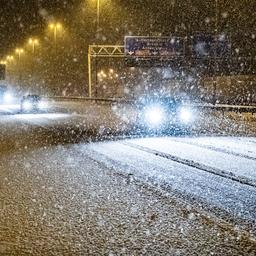 Sneeuw in Limburg en Oost-Brabant, waarschuwing voor gladheid