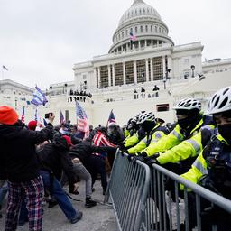 Zitting Congres stilgelegd na bestorming Capitool door demonstranten