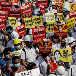 Bedrijven in Myanmar blijven dicht uit protest tegen staatsgreep