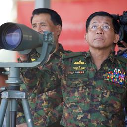 Facebook bant Myanmarees leger per direct van zijn sociale media