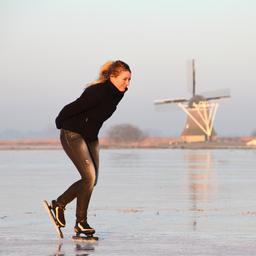 Liveblog schaatsweer | KNSB roept schaatsers op dicht bij huis te blijven en natuurijsclub te bezoeken