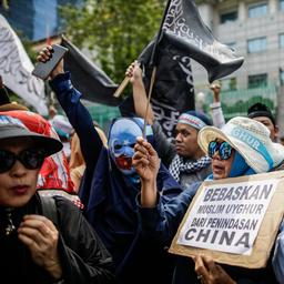 Stelselmatige verkrachting Oeigoerse vrouwen in Chinese kampen