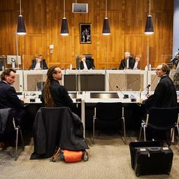 Wrakingsverzoek tegen hof Den Haag afgewezen, zitting avondklok voortgezet