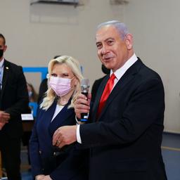 Israëlische premier Netanyahu boekt nipte overwinning bij verkiezingen