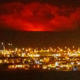 Luchtverkeer rondom Reykjavik stilgelegd vanwege vulkaanuitbarsting