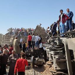 Meer dan dertig doden en 165 gewonden na treinongeluk in Egypte
