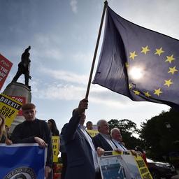 Organisaties Noord-Ierland trekken na brexit steun aan vredesakkoord in