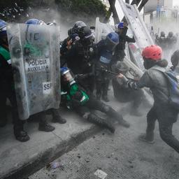 Ruim tachtig gewonden bij protest voor Internationale Vrouwendag in Mexico