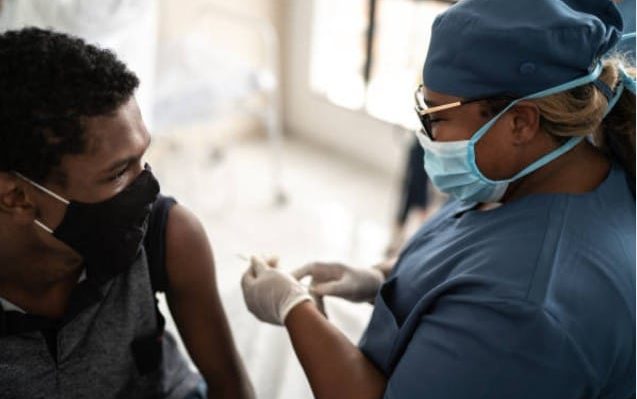 Slechts 1.800 vaccinaties per dag afgelopen week, Curaçao in ‘late majority fase’