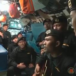 Video | Crew Indonesische onderzeër zong weken voor ongeluk afscheidslied
