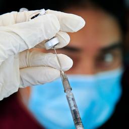 EU, met Nederland in subtop, nadert wereldtop qua vaccinatiesnelheid
