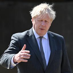 Johnson in het nauw door corruptiebeschuldiging en ruzie met ex-topadviseur