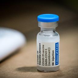Levering van Janssen-vaccin aan EU stopgezet na mogelijke trombosegevallen