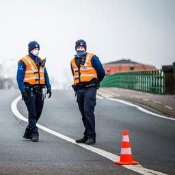 Belgische politie jaagt op man die virologen bedreigde en raketwerper zou hebben