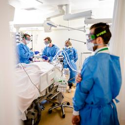 Grootste daling aantal coronapatiënten in ziekenhuizen sinds 1 januari