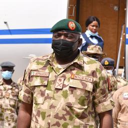 Hoogste militair en legertop van Nigeria omgekomen bij vliegtuigcrash