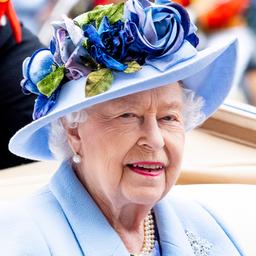 Koningin Elizabeth opent parlementaire jaar, eerste optreden na dood Philip