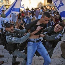 Arrestaties en gewonden rond nationalistische Israëlische vlaggenmars