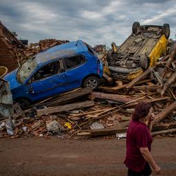 Tsjechië zet leger in voor opruimwerk na verwoestende en dodelijke tornado